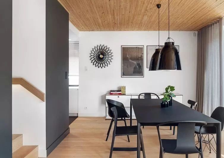 極簡原木風格室內設計家裝案例-餐廳 極簡原木風格室內設計家裝案例-餐廳