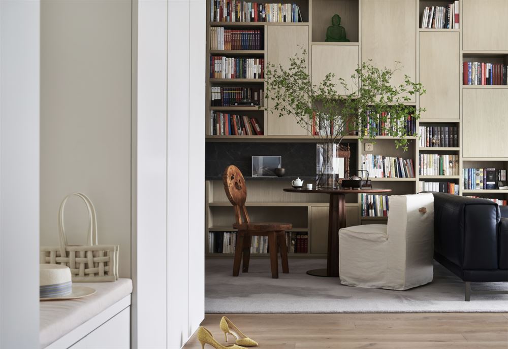 江門市方直瓏湖灣現(xiàn)代簡(jiǎn)約風(fēng)格三居室裝修案例