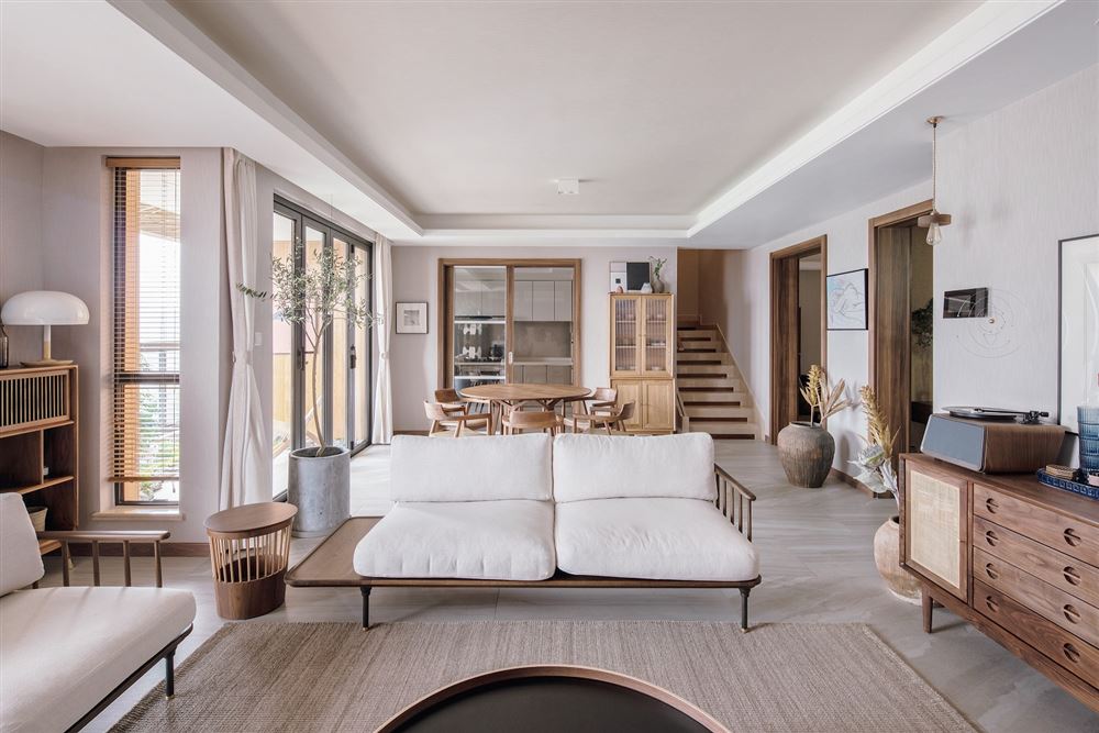 江門市駿景灣豪庭現(xiàn)代簡約風格四居室裝修案例